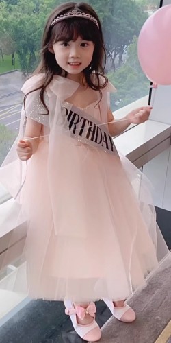 春夏女童公主裙 / 演出服